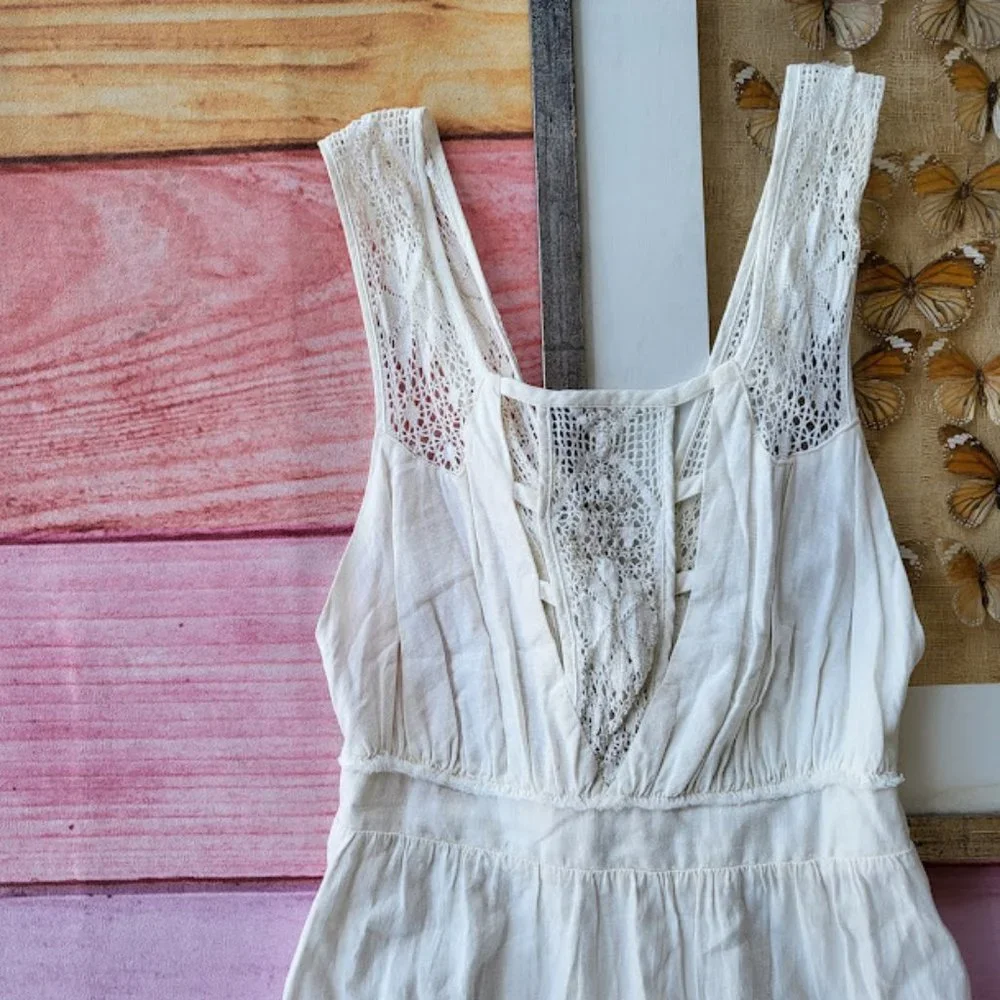 Urban Outfitters‎ White Antoinette Open Back Lace Trim RUffle Hem Midi Dress XS